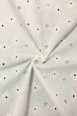 Broderie Katoen - Crosses and Squares White