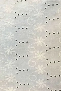 Broderie Katoen - Curly Flowers - Off White
