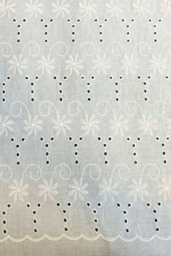 Broderie Katoen - Curly Flowers - Off White