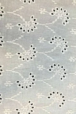 Broderie Katoen - Granny's Flowers - Off White