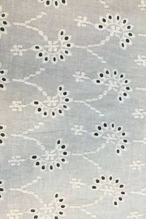 Broderie Katoen - Granny's Flowers - Off White