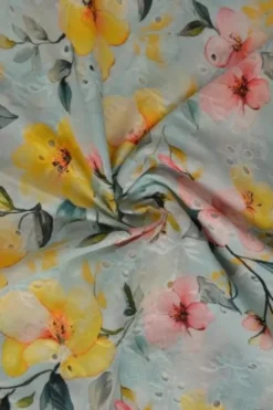 Broderie Katoen Print - Pink/Yellow Summerflowers on Soft Blue