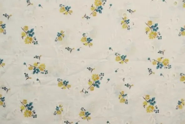 Broderie Katoen Print - Tiny Yellow Flowers on White