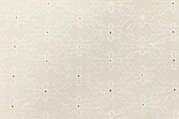 Broderie Katoen - Stitched Flowers White