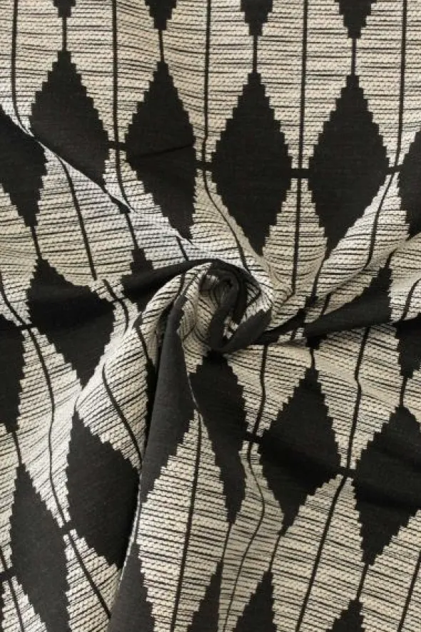 Jacquard Gobelin - Off White/Black Design