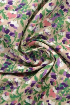 Katoen - Tiny Purple/Pink Pansy Flowers on Beige