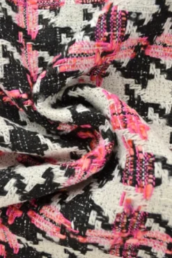 Mantelstof - Big Pied de Coq Black/White with Pink Lines