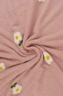 Teddy Badstof - White Flowers on Old Pink
