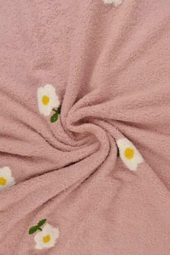 Teddy Badstof - White Flowers on Old Pink
