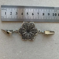 Vest-/Noorse Sluiting - Petal Flower Zilver