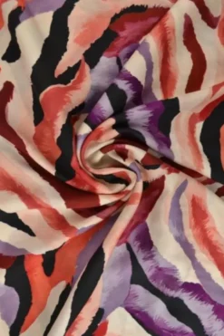 Viscose - Artistic Lines - Berry Glow