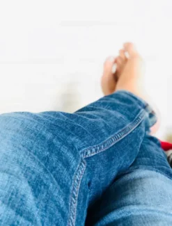 Washed Stretch Jeans - Soft Blue